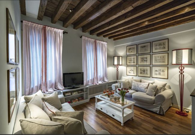 Ferienwohnung in Venedig - Ca' Belle Arti in Dorsoduro Ferienwohnung in Venedig - Ca' Belle Arti in Dorsoduro