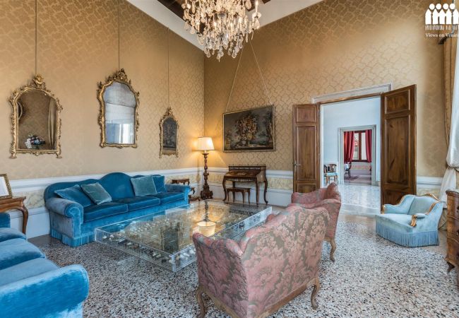 Ferienwohnung in Venedig - Ca' Cerchieri Loredan Ferienwohnung in Venedig - Ca' Cerchieri Loredan