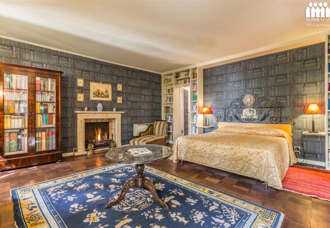 Ferienwohnung in Venedig - Ca' Cerchieri Piano Nobile  Ferienwohnung in Venedig - Ca' Cerchieri Piano Nobile