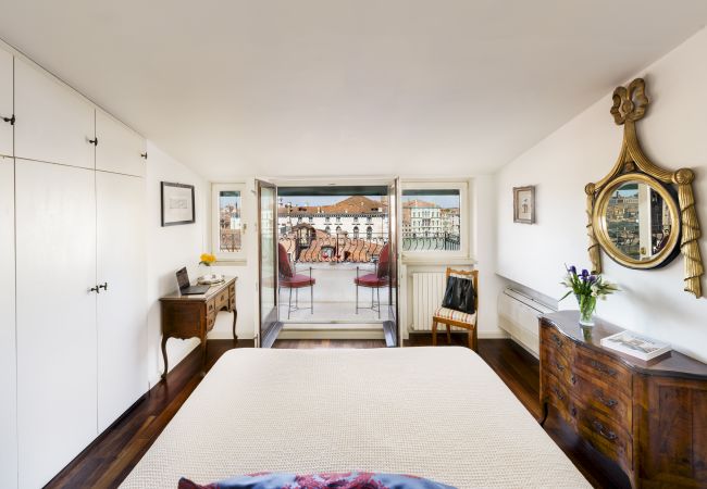 Ferienwohnung in Venedig - Ca' Cerchieri Terrace Canal View Ferienwohnung in Venedig - Ca' Cerchieri Terrace Canal View