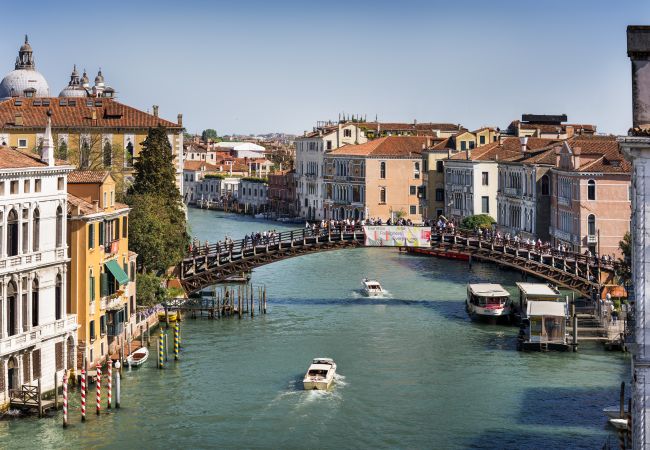 Ferienwohnung in Venedig - Ca' Cerchieri Terrace Canal View Ferienwohnung in Venedig - Ca' Cerchieri Terrace Canal View