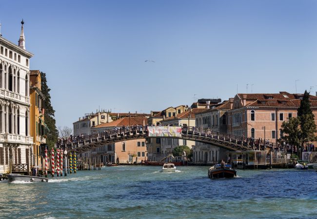 Ferienwohnung in Venedig - Ca' Cerchieri Terrace Canal View Ferienwohnung in Venedig - Ca' Cerchieri Terrace Canal View