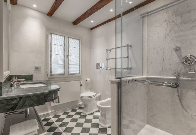 Ferienwohnung in Venedig - Ca' Dell'Opera Terrasse Ferienwohnung in Venedig - Ca' Dell'Opera Terrasse