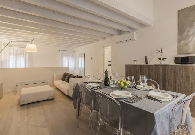 Ferienwohnung in Venedig - Ca' Rossini 2 Apartment Ferienwohnung in Venedig - Ca' Rossini 2 Apartment