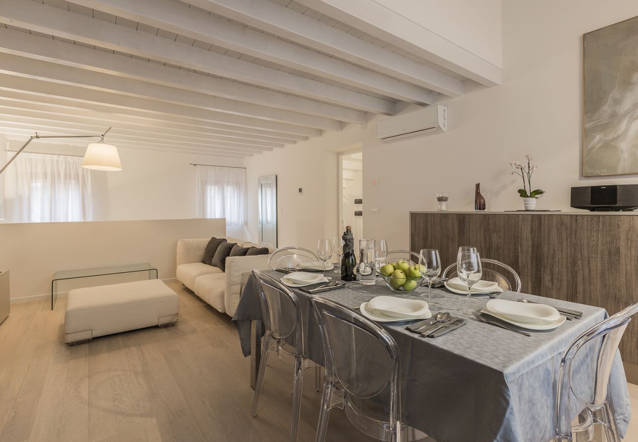 Ferienwohnung in Venedig - Ca' Rossini 2 Apartment Ferienwohnung in Venedig - Ca' Rossini 2 Apartment