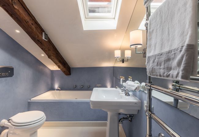 Ferienwohnung in Venedig - Gondolieri Luxus-Mietwohnung Ferienwohnung in Venedig - Gondolieri Luxus-Mietwohnung