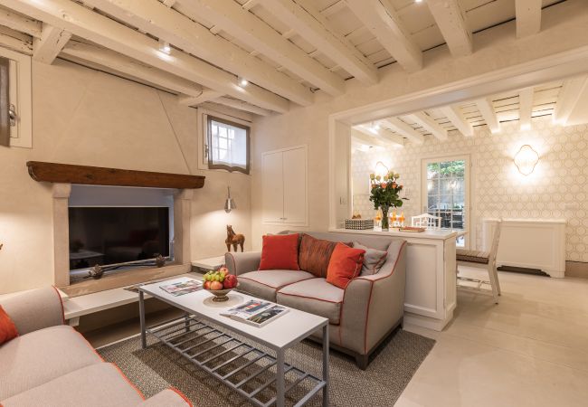 Ferienwohnung in Venedig - La Baruffa mit Privatgarten Ferienwohnung in Venedig - La Baruffa mit Privatgarten