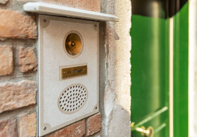 Ferienwohnung in Venedig - La Baruffa mit Privatgarten Ferienwohnung in Venedig - La Baruffa mit Privatgarten