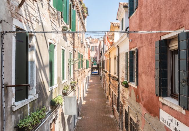Ferienwohnung in Venedig - La Baruffa mit Privatgarten Ferienwohnung in Venedig - La Baruffa mit Privatgarten