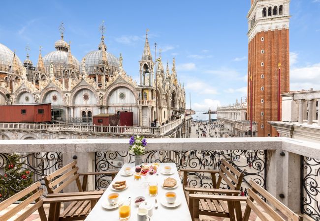  in Venezia - Due Leoni Luxus-Mietwohnung in St. Mark’s Square