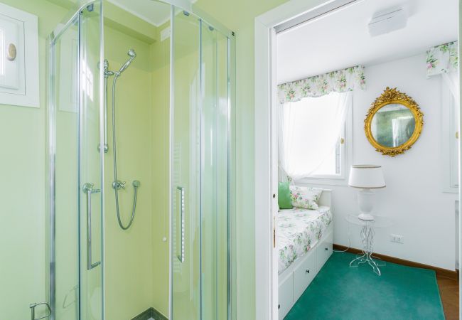 Ferienwohnung in Venedig - Due Leoni Luxus-Mietwohnung in St. Mark’s Square Ferienwohnung in Venedig - Due Leoni Luxus-Mietwohnung in St. Mark’s Square