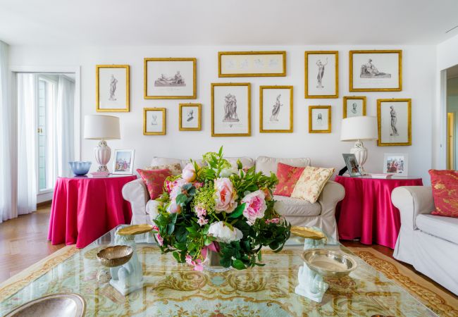 Ferienwohnung in Venedig - Due Leoni Luxus-Mietwohnung in St. Mark’s Square Ferienwohnung in Venedig - Due Leoni Luxus-Mietwohnung in St. Mark’s Square