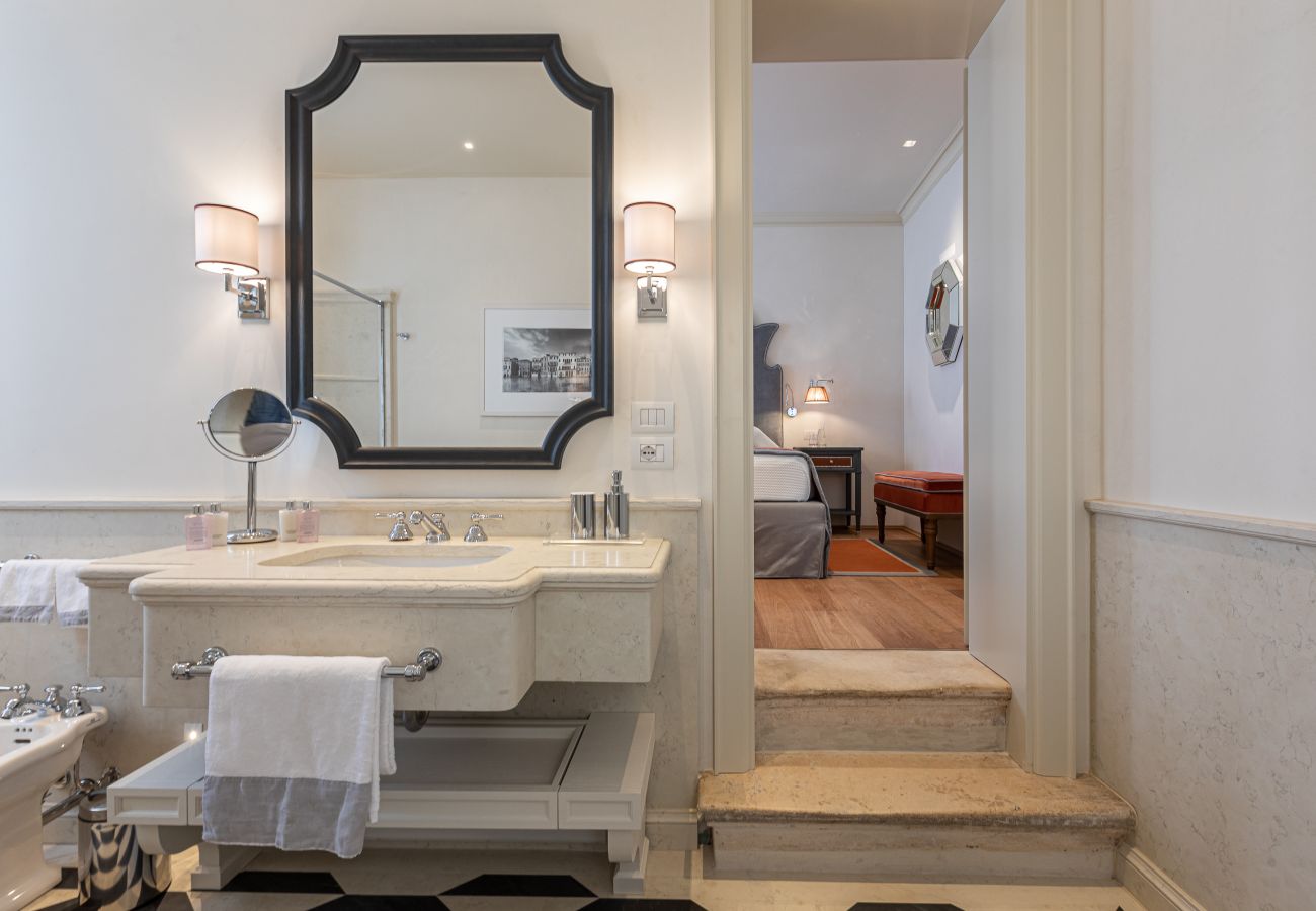 Ferienwohnung in Venedig - La Dimora di San Maurizio 3 Ferienwohnung in Venedig - La Dimora di San Maurizio 3