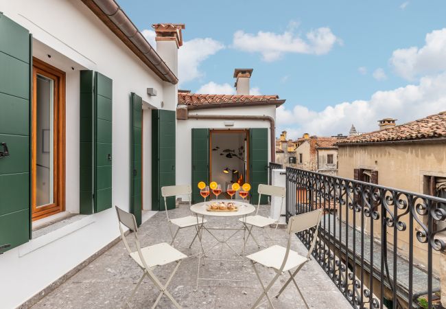 Ferienwohnung in Venedig - La Bricola Terrace Apartment Ferienwohnung in Venedig - La Bricola Terrace Apartment