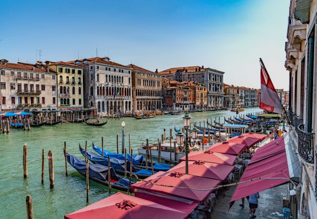  in Venezia - Ca' Fornoni am Canal Grande