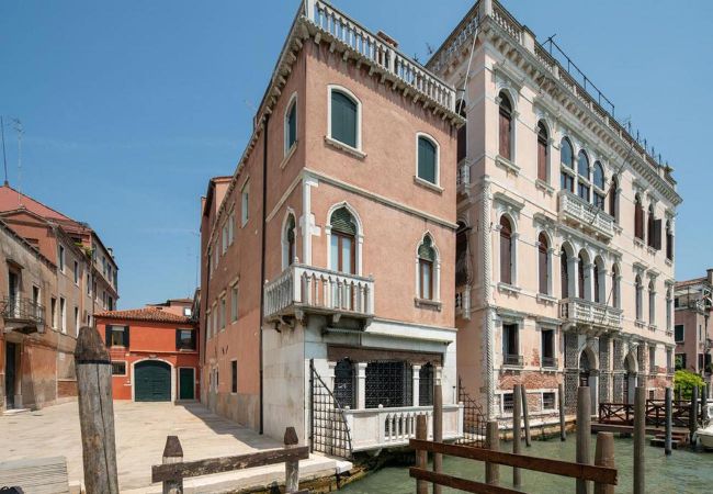 Ferienwohnung in Venedig - La Loggia am Canal Grande Ferienwohnung in Venedig - La Loggia am Canal Grande