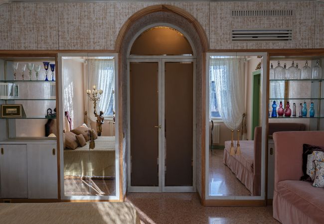 Ferienwohnung in Venedig - Ca' Degli Specchi am Canal Grande Ferienwohnung in Venedig - Ca' Degli Specchi am Canal Grande