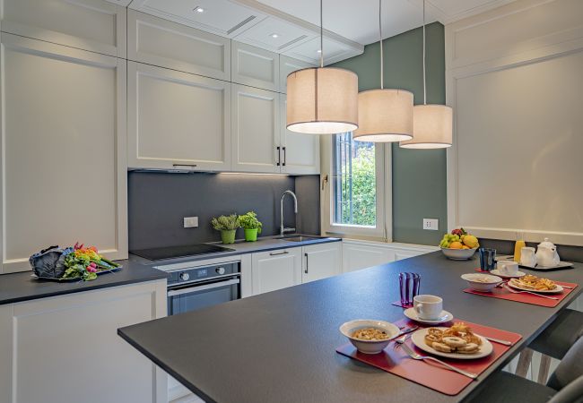 Ferienwohnung in Venedig - Lo Squero 2 Charmante Wohnung in Dorsoduro Ferienwohnung in Venedig - Lo Squero 2 Charmante Wohnung in Dorsoduro