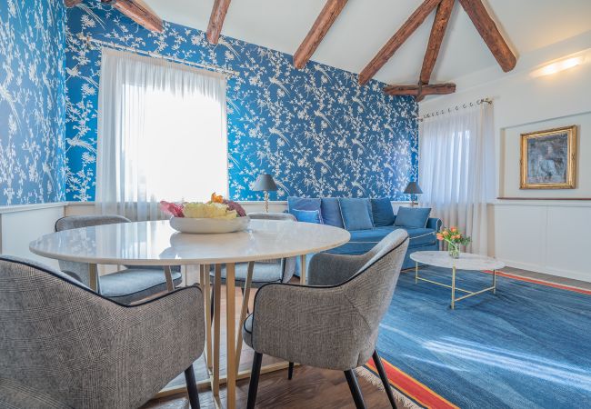 Ferienwohnung in Venedig - Lo Squero 3 Mietwohnung mit Balkon in Dorsoduro Ferienwohnung in Venedig - Lo Squero 3 Mietwohnung mit Balkon in Dorsoduro