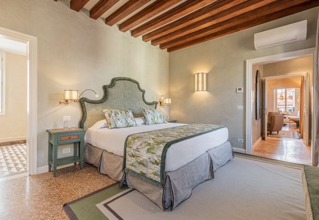 Ferienwohnung in Venedig - L'Opera Divina Ferienwohnung in Venedig - L'Opera Divina