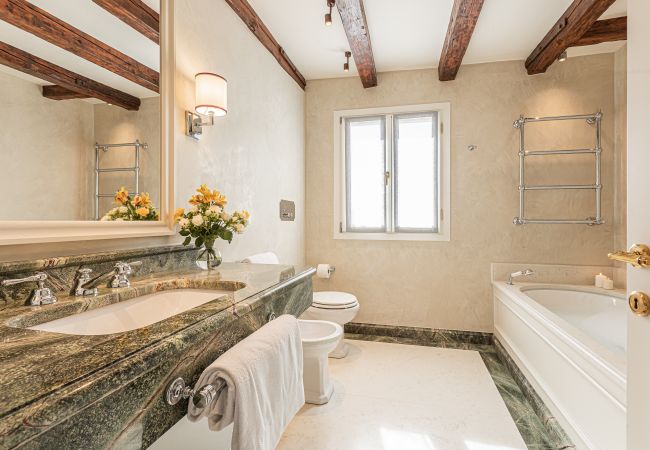 Ferienwohnung in Venedig - L'Opera Divina Ferienwohnung in Venedig - L'Opera Divina