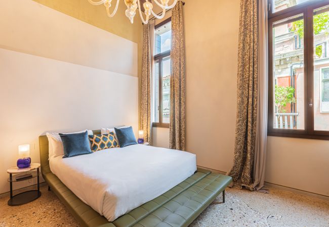 Ferienwohnung in Venedig - Palazzo Angelo Piano Nobile Ferienwohnung in Venedig - Palazzo Angelo Piano Nobile