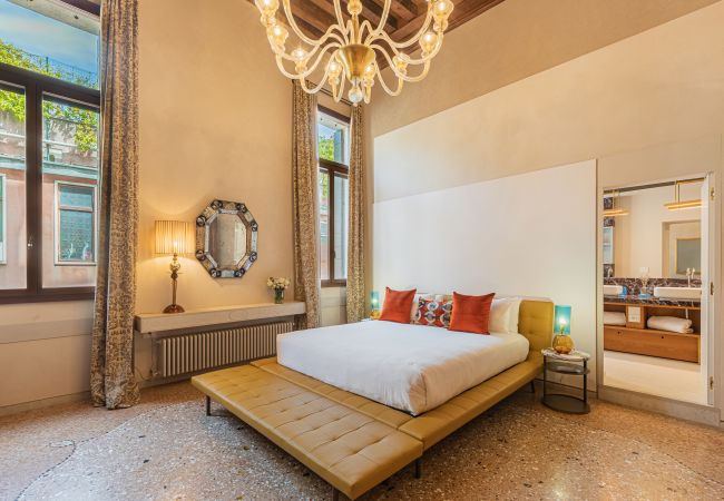 Ferienwohnung in Venedig - Palazzo Angelo Piano Nobile Ferienwohnung in Venedig - Palazzo Angelo Piano Nobile