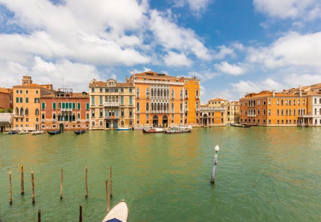 Ferienwohnung in Venedig - Palazzo Angelo Piano Nobile Ferienwohnung in Venedig - Palazzo Angelo Piano Nobile