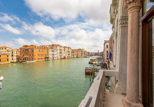 Ferienwohnung in Venedig - Palazzo Angelo Piano Nobile Ferienwohnung in Venedig - Palazzo Angelo Piano Nobile