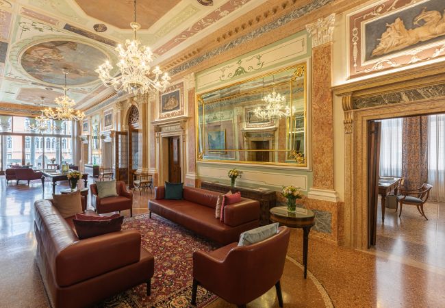 Ferienwohnung in Venedig - Palazzo Angelo Piano Nobile Ferienwohnung in Venedig - Palazzo Angelo Piano Nobile