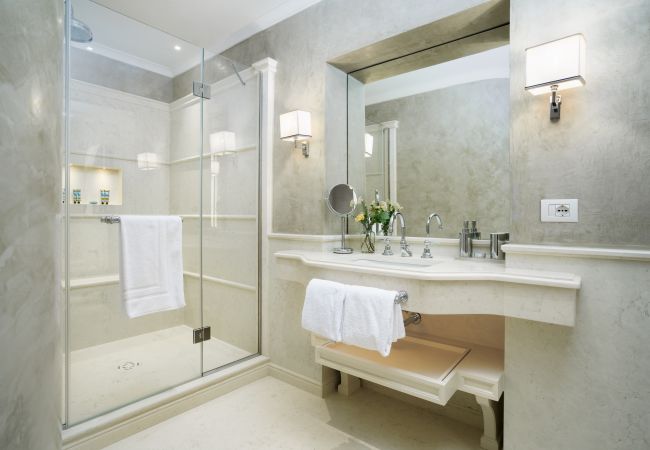 Ferienwohnung in Florenz - Conte Jacopo - La Dimora degli Affreschi Florence Ferienwohnung in Florenz - Conte Jacopo - La Dimora degli Affreschi Florence