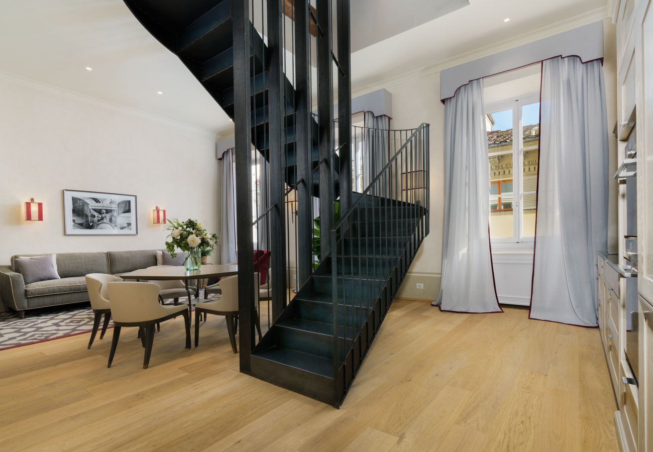 Ferienwohnung in Florenz - Marchesa Olympia - La Dimora degli Affreschi Florence Ferienwohnung in Florenz - Marchesa Olympia - La Dimora degli Affreschi Florence