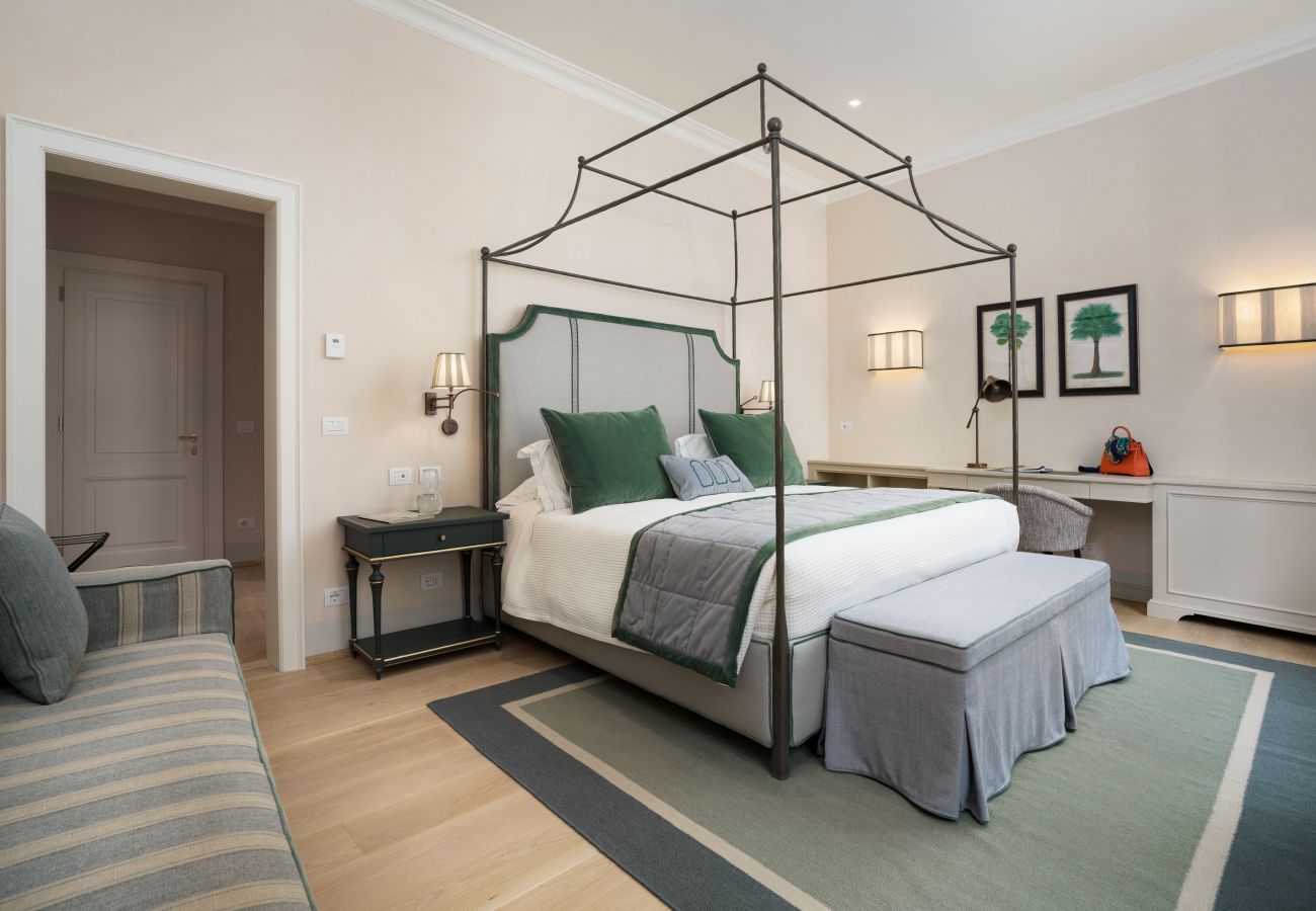 Ferienwohnung in Florenz - Principe Ludovico - La Dimora degli Affreschi Florence Ferienwohnung in Florenz - Principe Ludovico - La Dimora degli Affreschi Florence