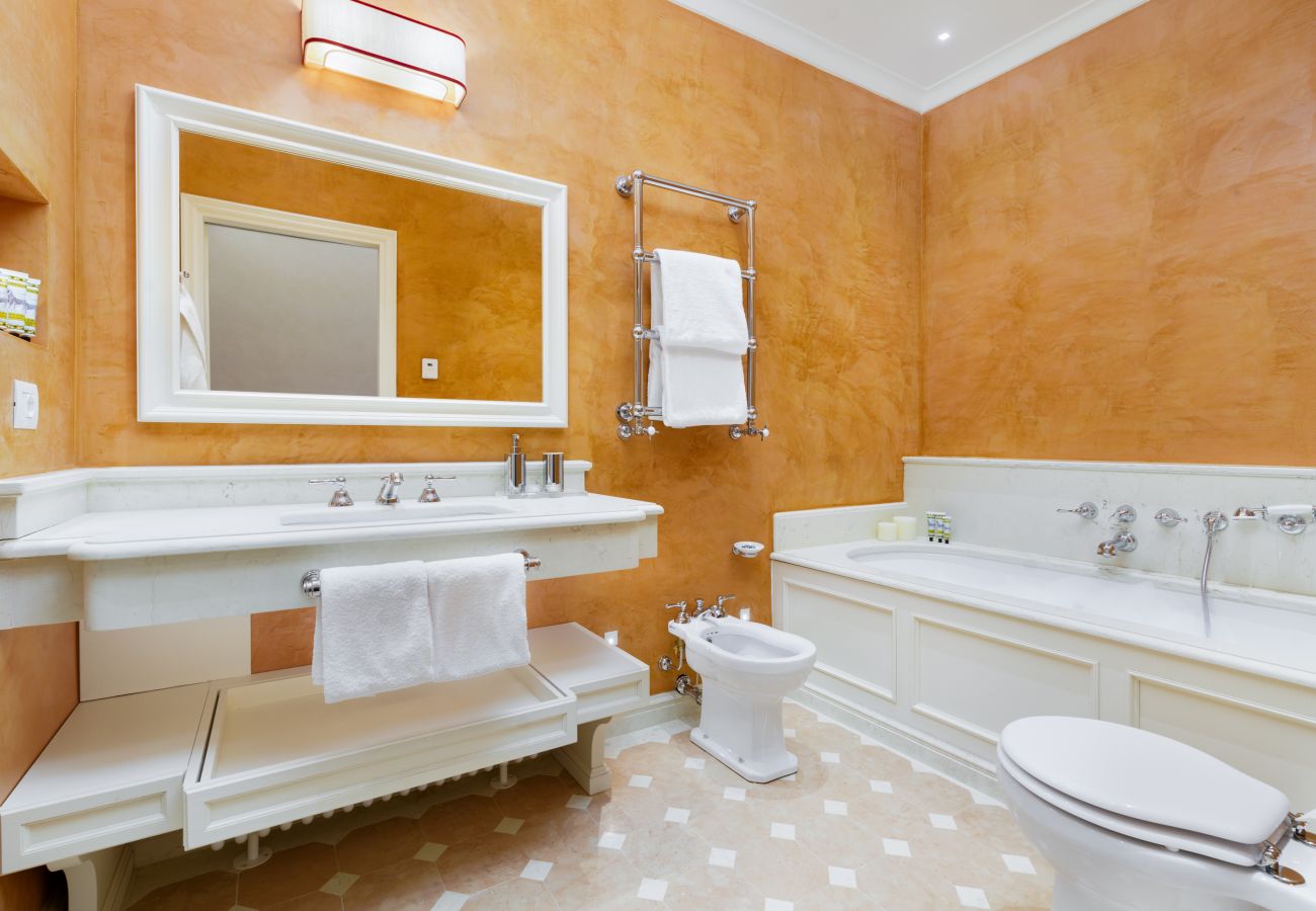 Ferienwohnung in Florenz - Duca Marco - La Dimora degli Affreschi Florence  Ferienwohnung in Florenz - Duca Marco - La Dimora degli Affreschi Florence