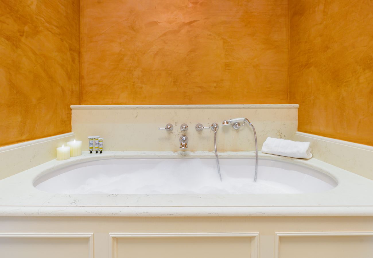 Ferienwohnung in Florenz - Duca Marco - La Dimora degli Affreschi Florence  Ferienwohnung in Florenz - Duca Marco - La Dimora degli Affreschi Florence