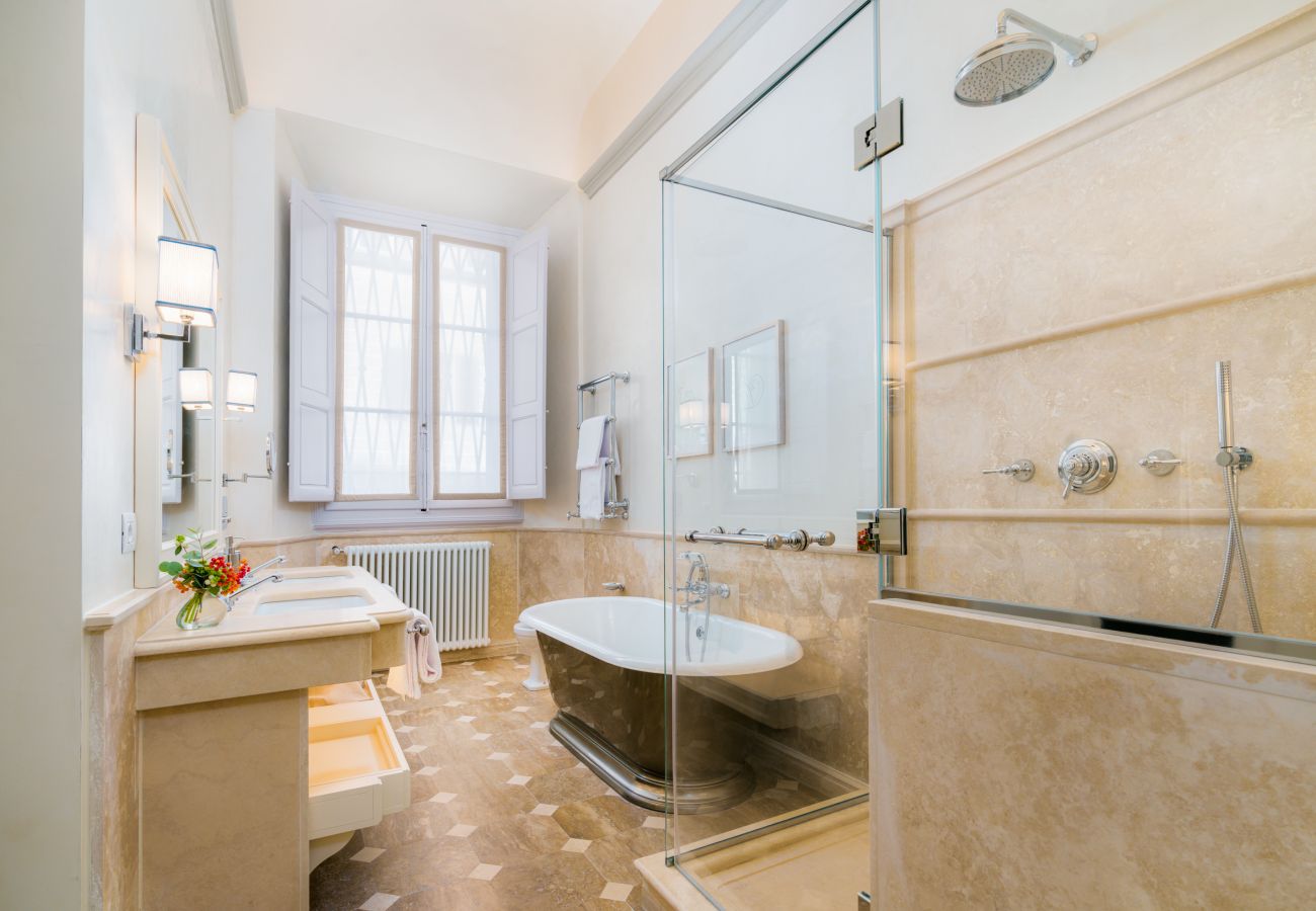 Ferienwohnung in Florenz - Duca Marco - La Dimora degli Affreschi Florence  Ferienwohnung in Florenz - Duca Marco - La Dimora degli Affreschi Florence