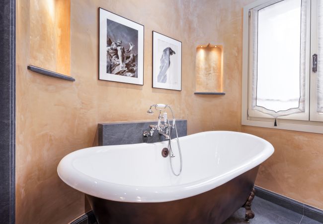 Ferienwohnung in Venedig - Dimora Orlando with Private Courtyard Ferienwohnung in Venedig - Dimora Orlando with Private Courtyard