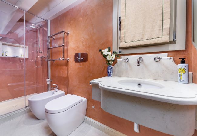 Ferienwohnung in Venedig - Dimora Orlando with Private Courtyard Ferienwohnung in Venedig - Dimora Orlando with Private Courtyard