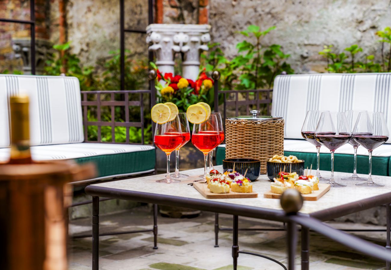 Ferienwohnung in Venedig - Dimora Orlando with Private Courtyard Ferienwohnung in Venedig - Dimora Orlando with Private Courtyard