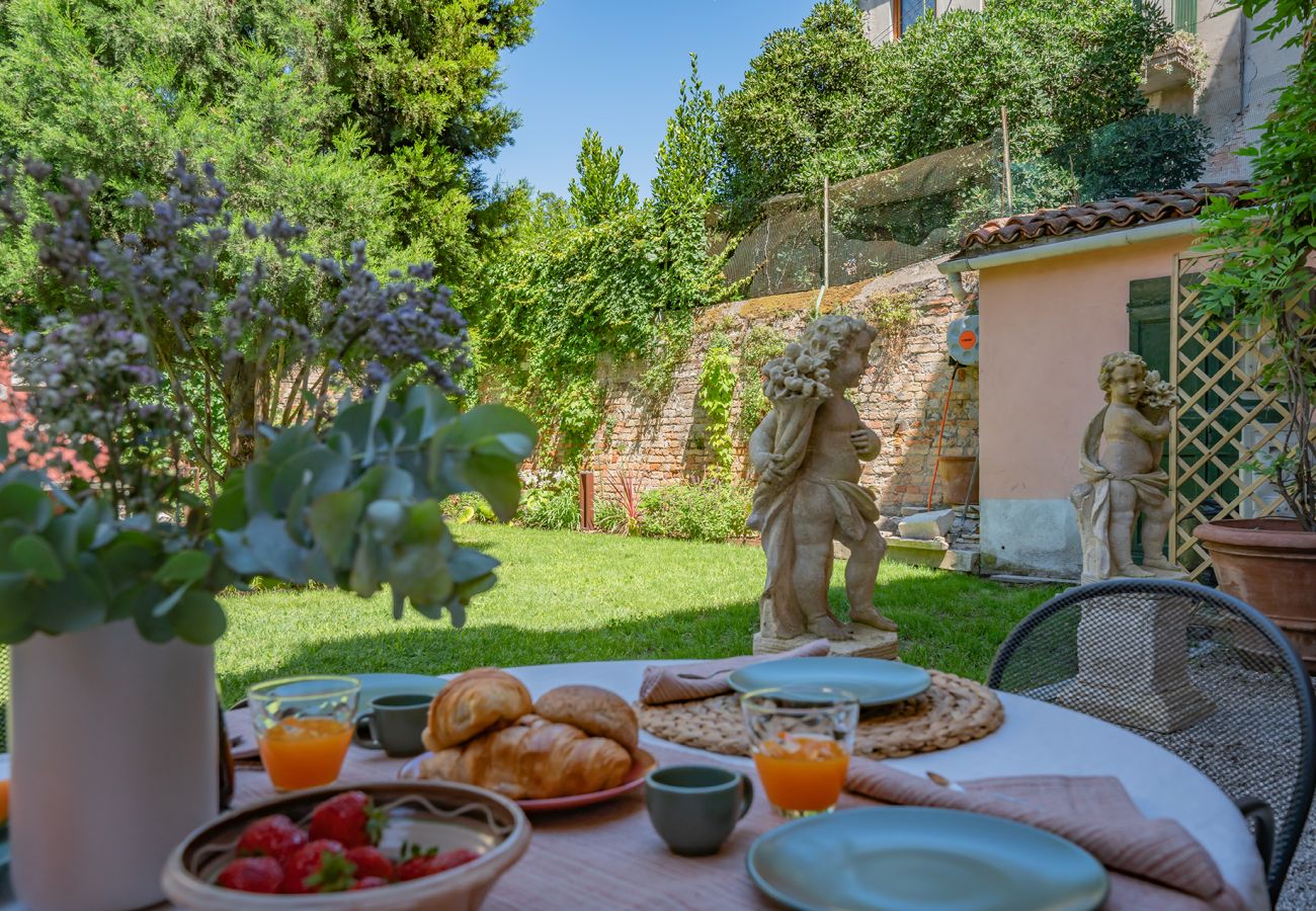 Ferienwohnung in Venedig - Casa della Sensa Il Palazzetto Ferienwohnung in Venedig - Casa della Sensa Il Palazzetto