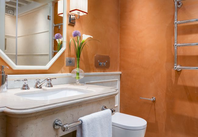 Ferienwohnung in Venedig - La Dimora di Lady J A San Marco Townhouse Ferienwohnung in Venedig - La Dimora di Lady J A San Marco Townhouse