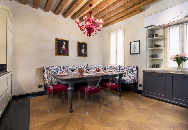 Ferienwohnung in Venedig - La Dimora di Lady J A San Marco Townhouse Ferienwohnung in Venedig - La Dimora di Lady J A San Marco Townhouse