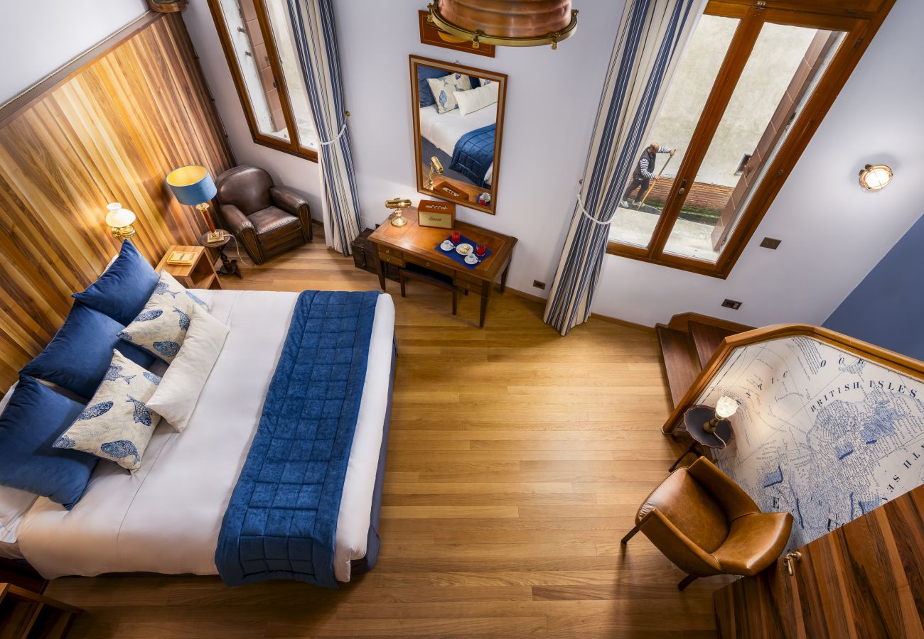 Ferienwohnung in Venedig - The Yacht House Canal View Ferienwohnung in Venedig - The Yacht House Canal View