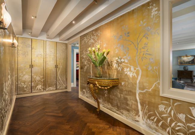 Ferienwohnung in Venedig - Palazzo Loredan Grand Canal Ferienwohnung in Venedig - Palazzo Loredan Grand Canal