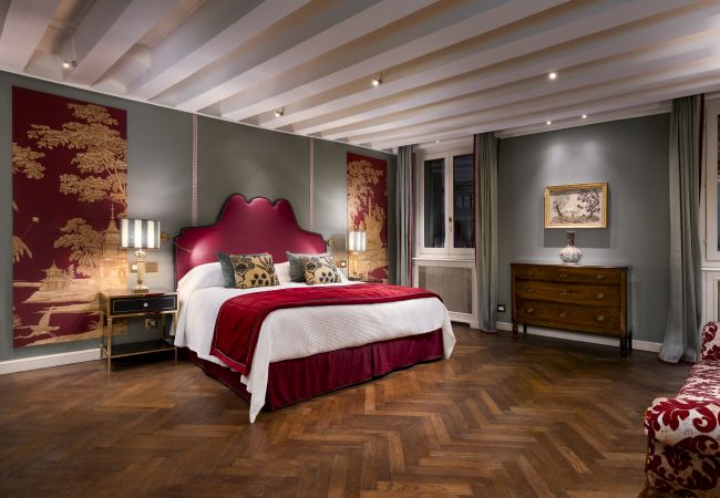 Ferienwohnung in Venedig - Palazzo Loredan Grand Canal Ferienwohnung in Venedig - Palazzo Loredan Grand Canal