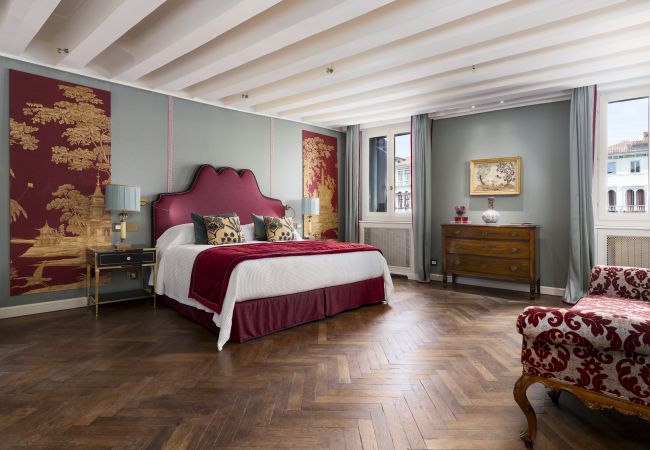 Ferienwohnung in Venedig - Palazzo Loredan Grand Canal Ferienwohnung in Venedig - Palazzo Loredan Grand Canal
