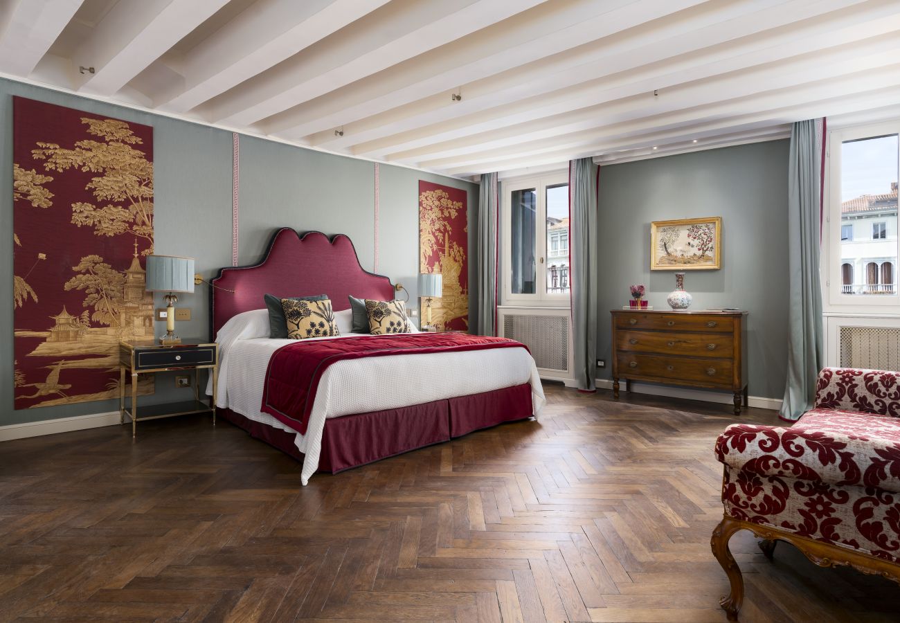 Ferienwohnung in Venedig - Palazzo Loredan Grand Canal Ferienwohnung in Venedig - Palazzo Loredan Grand Canal