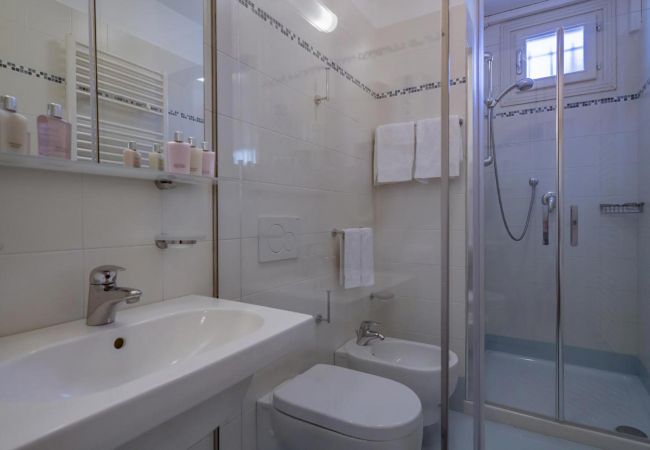 Appartement à Venise - Lo Squero 3 Apartment with Balcony in Dorsoduro Appartement à Venise - Lo Squero 3 Apartment with Balcony in Dorsoduro