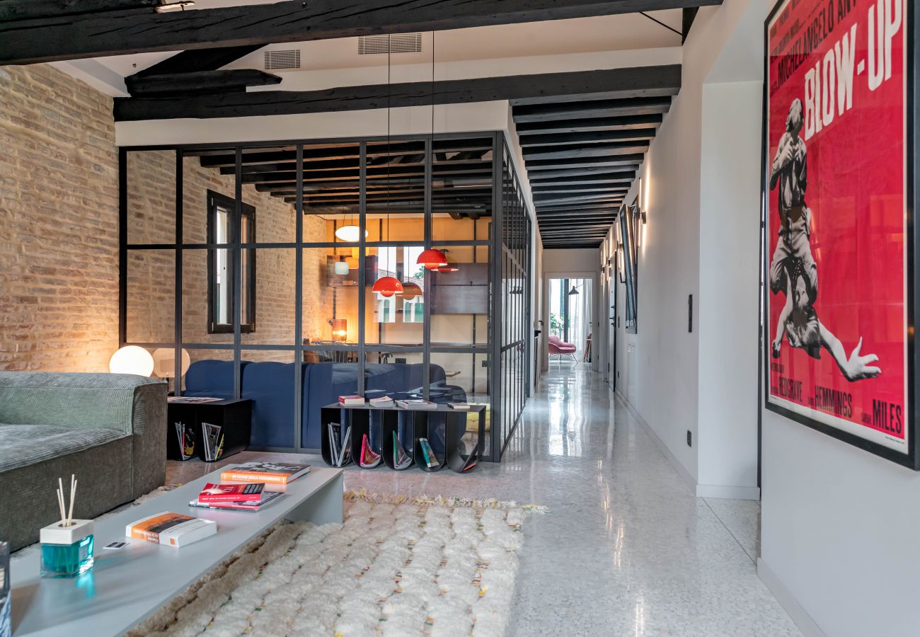 Appartement à Venise - Ca' Delle Carrozze Stylish 2 Bedroom loft-style