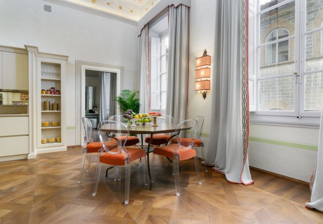 Appartement à Florence - Cavalier Paolo - La Dimora degli Affreschi Florence Appartement à Florence - Cavalier Paolo - La Dimora degli Affreschi Florence